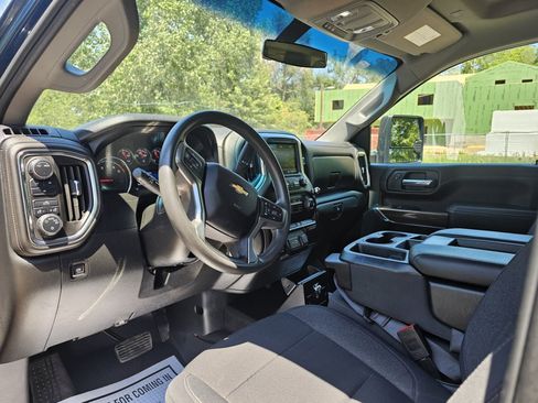 Used 2020 Chevrolet Silverado 2500 LT AWD/4WD image 10