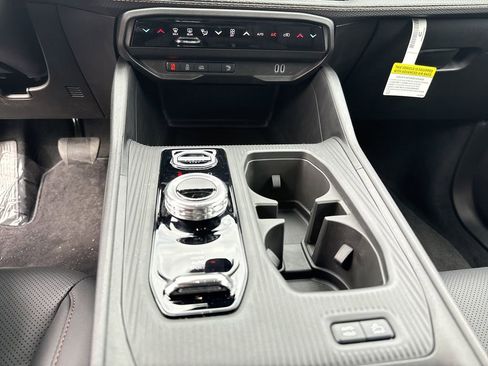 New 2026 Jeep Cherokee Limited AWD/4WD image 35