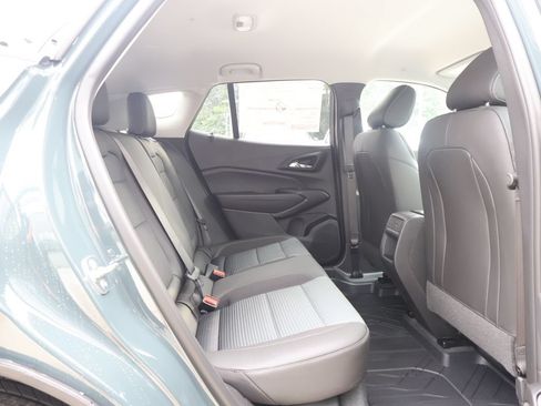 New 2026 Chevrolet Trax LT w/ Midnight Edition FWD image 29