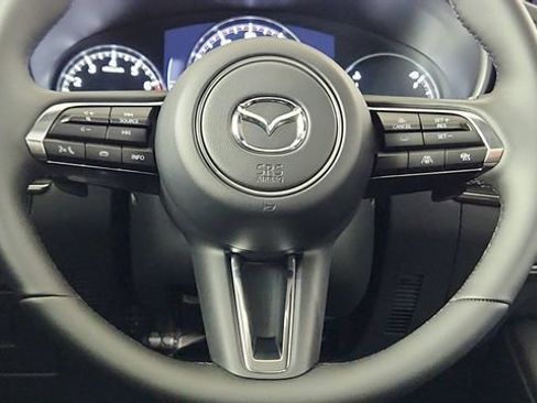 New 2025 MAZDA MAZDA3 Hatchback w/Premium Plus Pkg AWD/4WD image 24