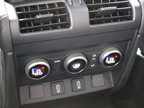 New 2026 Land Rover Defender 110 S AWD/4WD image 11
