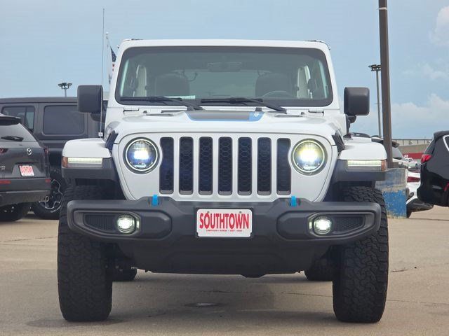 Used 2023 Jeep Wrangler Unlimited Rubicon 4xe w/ Cold Weather Group AWD/4WD image 2