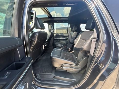 Used 2021 Ford Expedition Max XLT AWD/4WD image 24