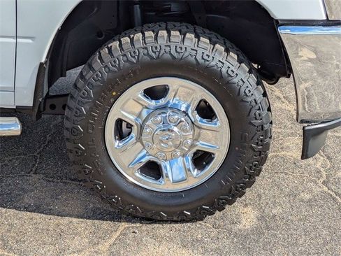 Used 2022 RAM 2500 Tradesman image 11
