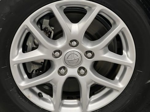 Used 2020 Chrysler Pacifica Touring-L image 74