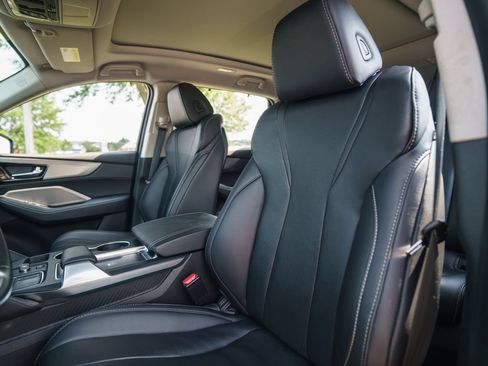 Certified 2024 Acura MDX SH-AWD w/ Technology Package image 8