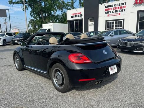 Used 2013 Volkswagen Beetle 2.5 70's Edition FWD image 15