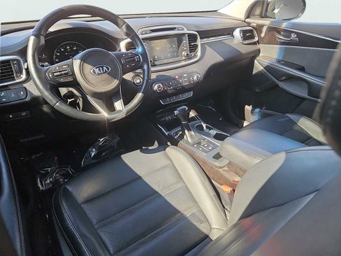Used 2017 Kia Sorento EX w/ EX Advanced Touring Package image 11