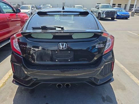 Used 2018 Honda Civic Sport Touring image 7