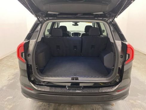 Used 2022 GMC Terrain SLE w/ Driver Convenience Package image 26