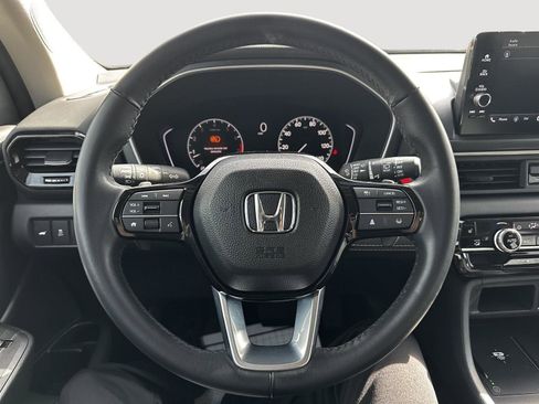 Certified 2025 Honda Pilot EX-L image 10