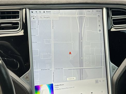 Used 2016 Tesla Model S 85D image 19