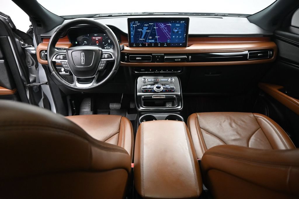 Used 2023 Lincoln Nautilus Reserve FWD image 22