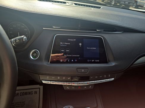 Used 2022 Cadillac XT4 Premium Luxury w/ Cold Weather Package image 23