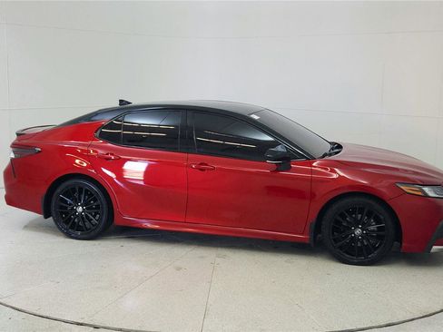 Used 2021 Toyota Camry XSE w/ Cold Weather Package FWD image 8