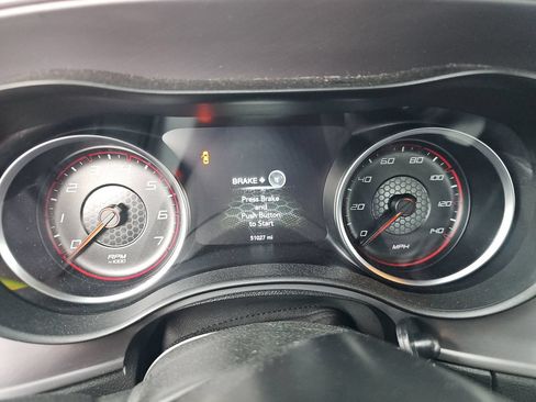 Used 2023 Dodge Charger SXT RWD image 3