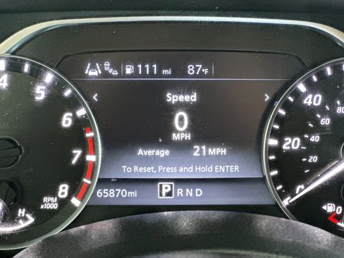 Certified 2022 Nissan Titan SV image 24