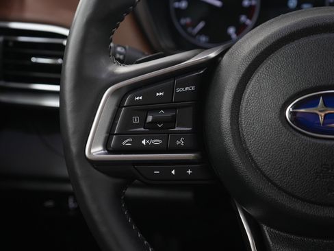 Used 2023 Subaru Outback Touring w/ Popular Package #2 image 25