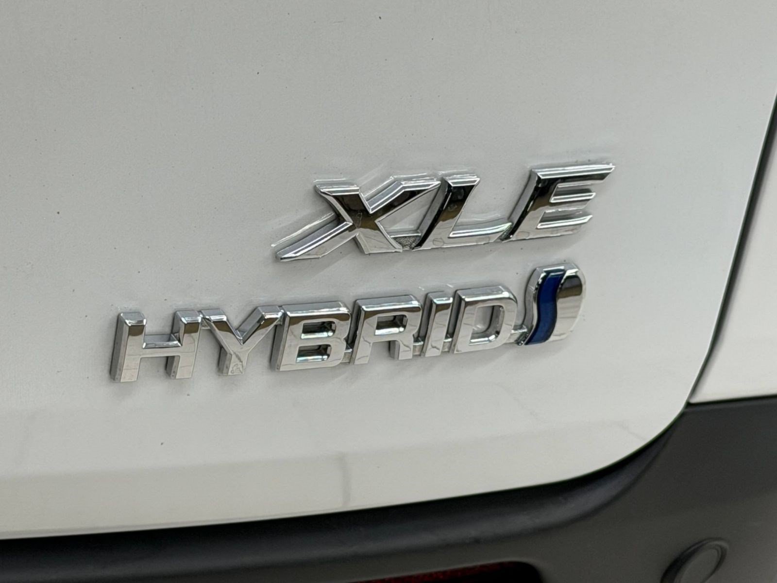 Used 2024 Toyota Sienna XLE FWD image 33
