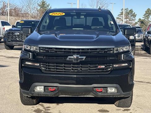 Used 2020 Chevrolet Silverado 1500 LT Trail Boss image 2