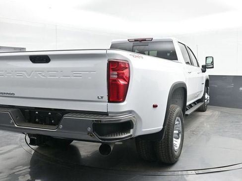 New 2026 Chevrolet Silverado 3500 LT image 14