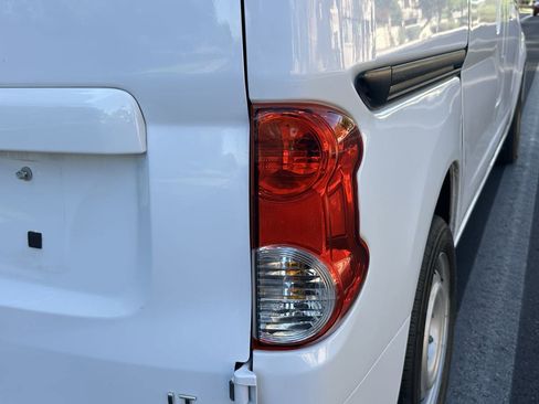 Used 2015 Chevrolet City Express LT w/ Technology Package FWD image 42