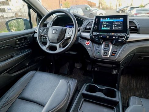 Used 2023 Honda Odyssey EX-L image 42