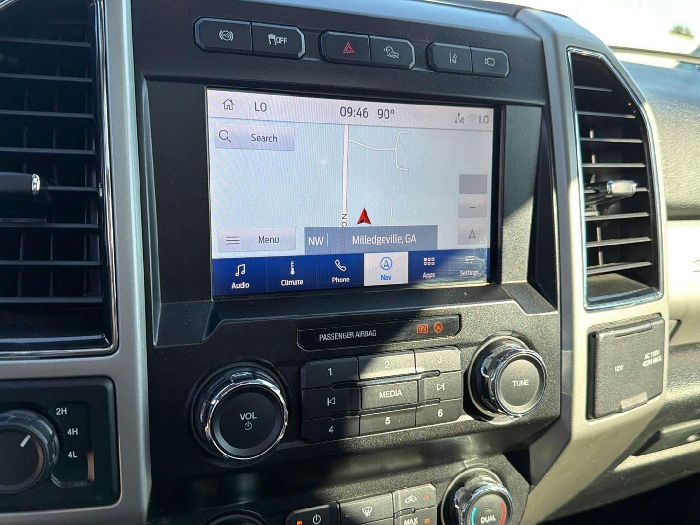 Used 2020 Ford F250 Lariat AWD/4WD image 24