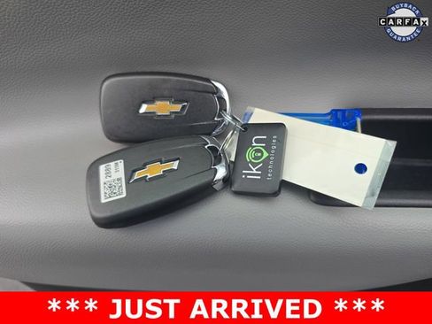 Used 2022 Chevrolet Equinox LT FWD image 24