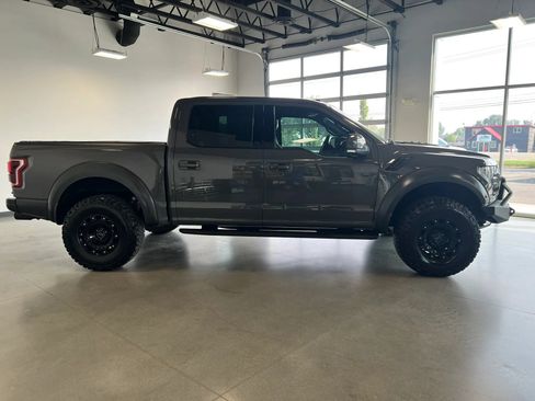Used 2018 Ford F150 Raptor w/ Equipment Group 802A Luxury AWD/4WD image 9