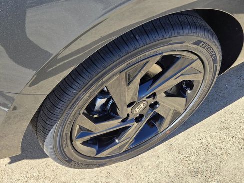 New 2026 Hyundai Elantra SEL Sport Premium FWD image 7
