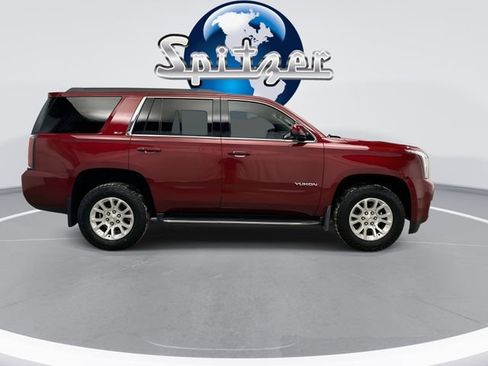 Used 2017 GMC Yukon SLT image 12