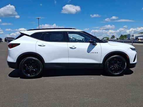 Used 2022 Chevrolet Blazer LT AWD/4WD image 7