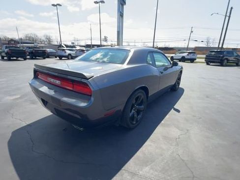 Used 2014 Dodge Challenger R/T Plus image 8