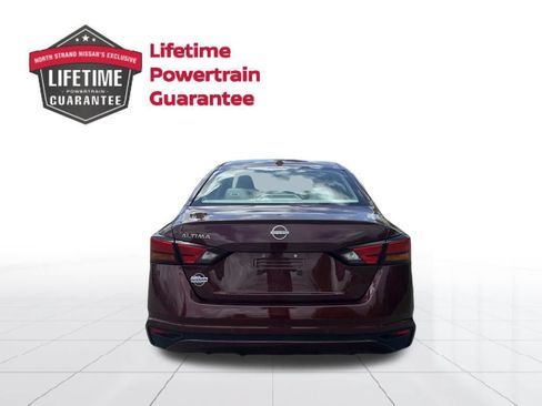 Certified 2025 Nissan Altima 2.5 SV FWD image 6