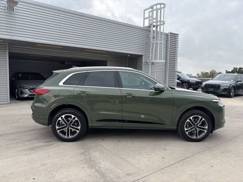 Certified 2025 Audi Q5 Premium w/ Premium Plus AWD/4WD image 4