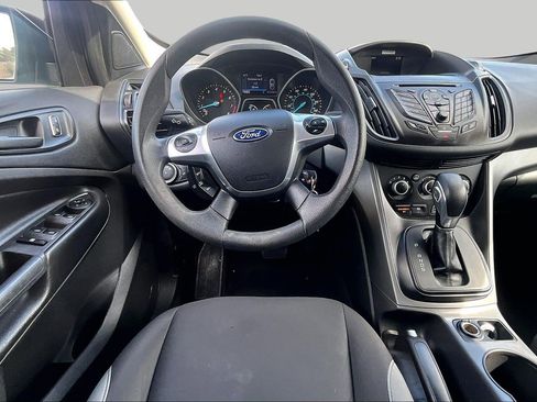 Used 2016 Ford Escape S image 2