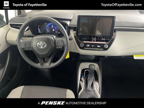 Used 2026 Toyota Corolla LE FWD image 13