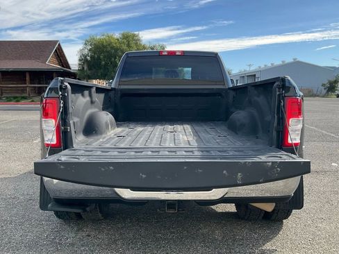 Used 2019 RAM 3500 Tradesman w/ Chrome Appearance Group image 19