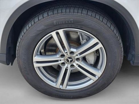 Certified 2022 Mercedes-Benz GLC 300 image 22