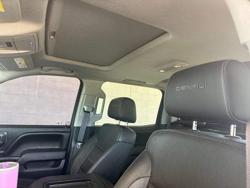 Used 2016 GMC Sierra 1500 Denali w/ Enhanced Driver Alert Package AWD/4WD image 20