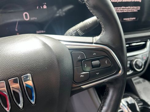 Used 2024 Buick Envista Sport Touring w/ Convenience I Package FWD image 27