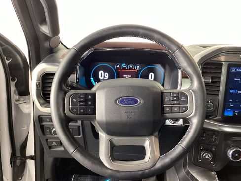 Used 2022 Ford F150 Lariat w/ Equipment Group 502A High AWD/4WD image 19