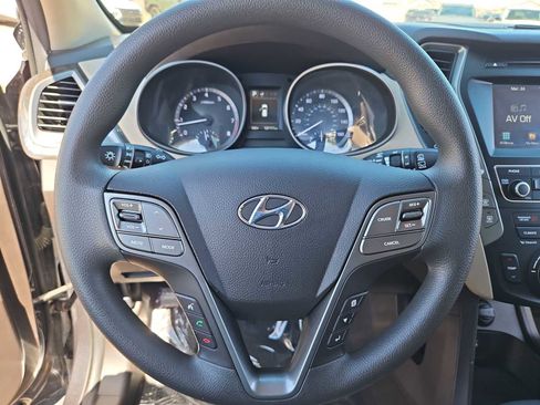 Used 2018 Hyundai Santa Fe Sport w/ 2.4L Value Package 02 image 22