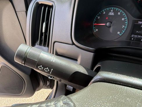 Used 2022 Chevrolet Colorado LT w/ Fleet Safety Package RWD image 15