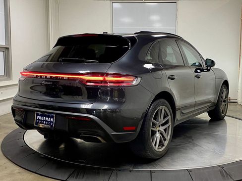 Used 2022 Porsche Macan AWD/4WD image 9