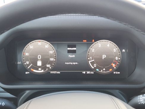 New 2025 Land Rover Defender 110 V8 image 16