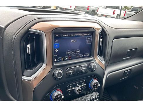 Used 2023 Chevrolet Silverado 3500 High Country w/ Z71 Off-Road Package AWD/4WD image 23
