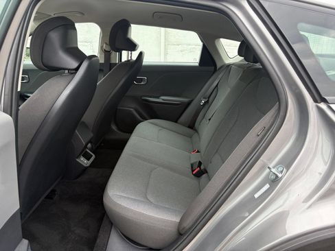 Used 2025 Kia K4 FWD image 24
