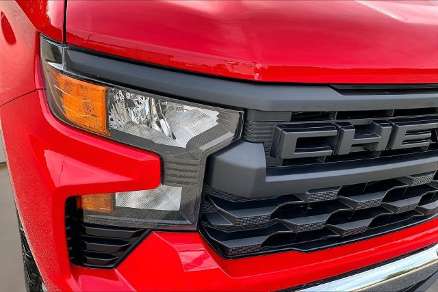 Used 2025 Chevrolet Silverado 1500 W/T w/ WT Value Package AWD/4WD image 26